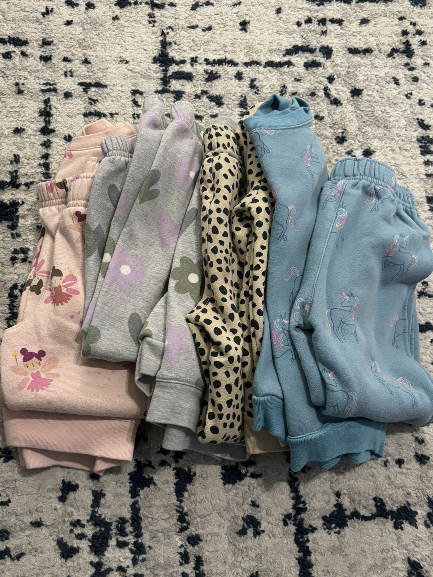 Toddler Sweatpants Sets X 4 Size 3T