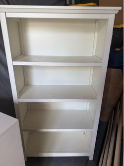 Pottery Barn kids bookshelf