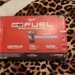 M18 Fuel 1/2 Extended Impact Wrench With One Key 
