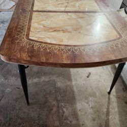 Dining Room Table (Adjustable)