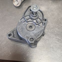 M113k Main Belt Tensioner