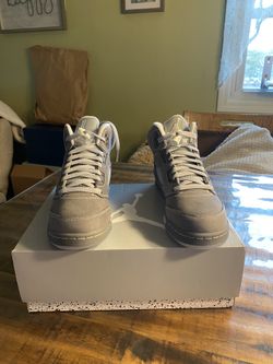 AIR JORDAN 5 WOLF GREY GRADESCHOOL SIZE 6y