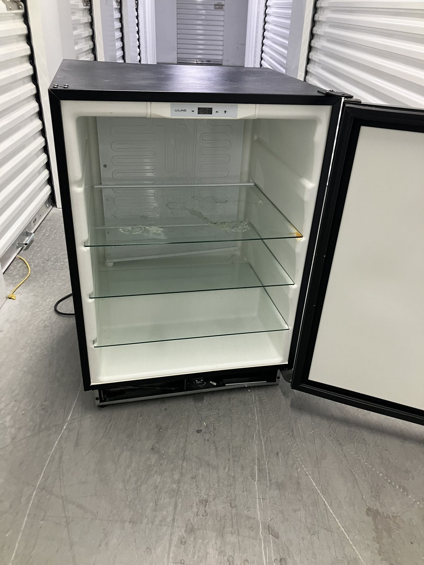 ULINE Mini Fridge for Sale in Las Vegas, NV OfferUp