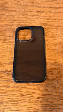 Tech 21 IPhone 13 pro case