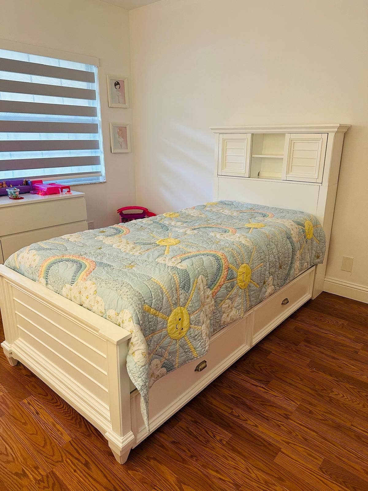 Rooms To go Twin Bed With Mattress