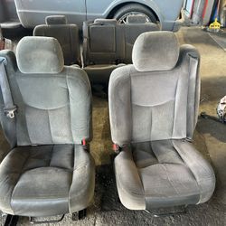 Sierra 2006 Crewcab Front And Back Seats