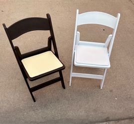 Resin chairs & tables