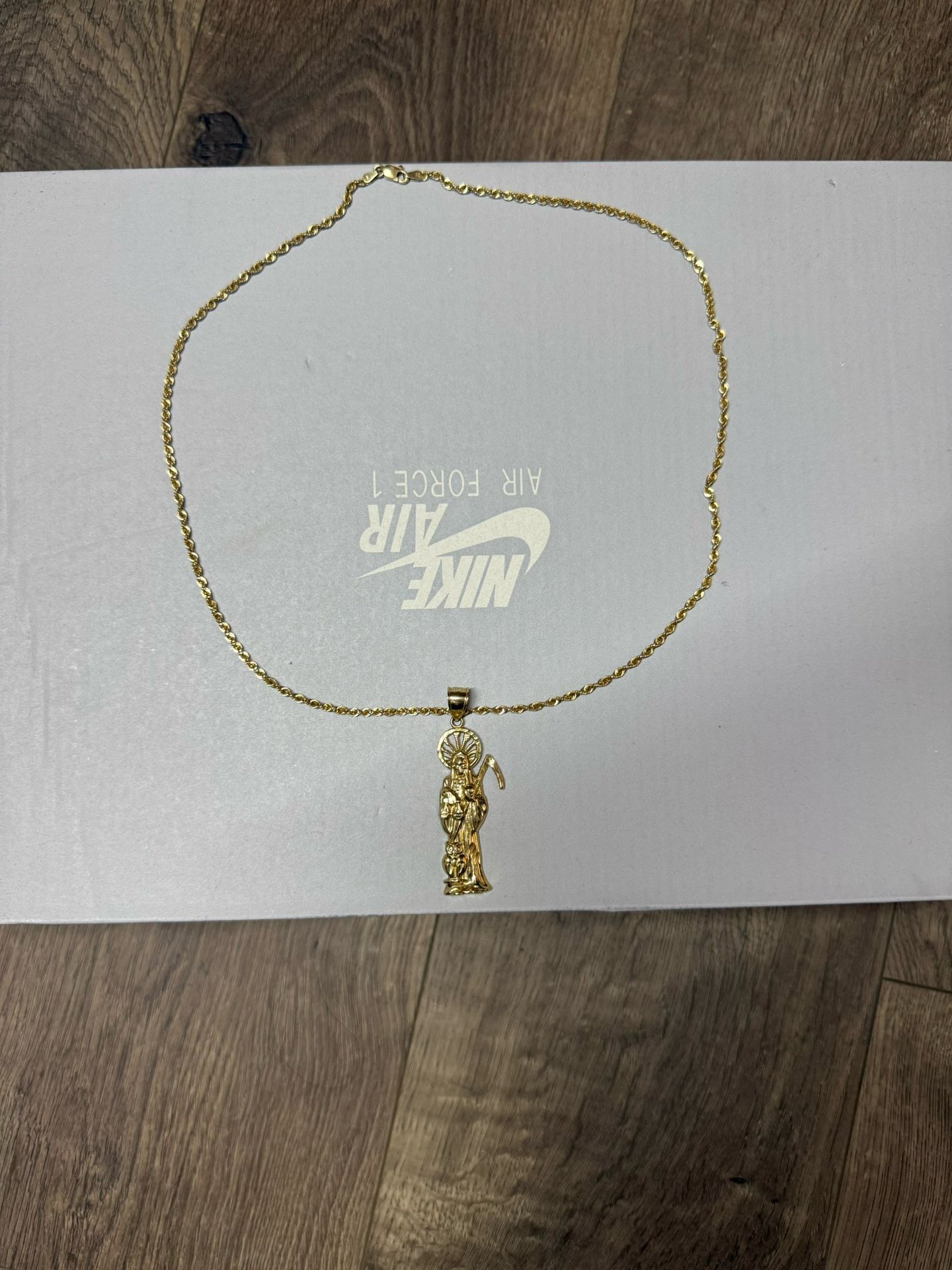 La santa muerte gold 10k chain