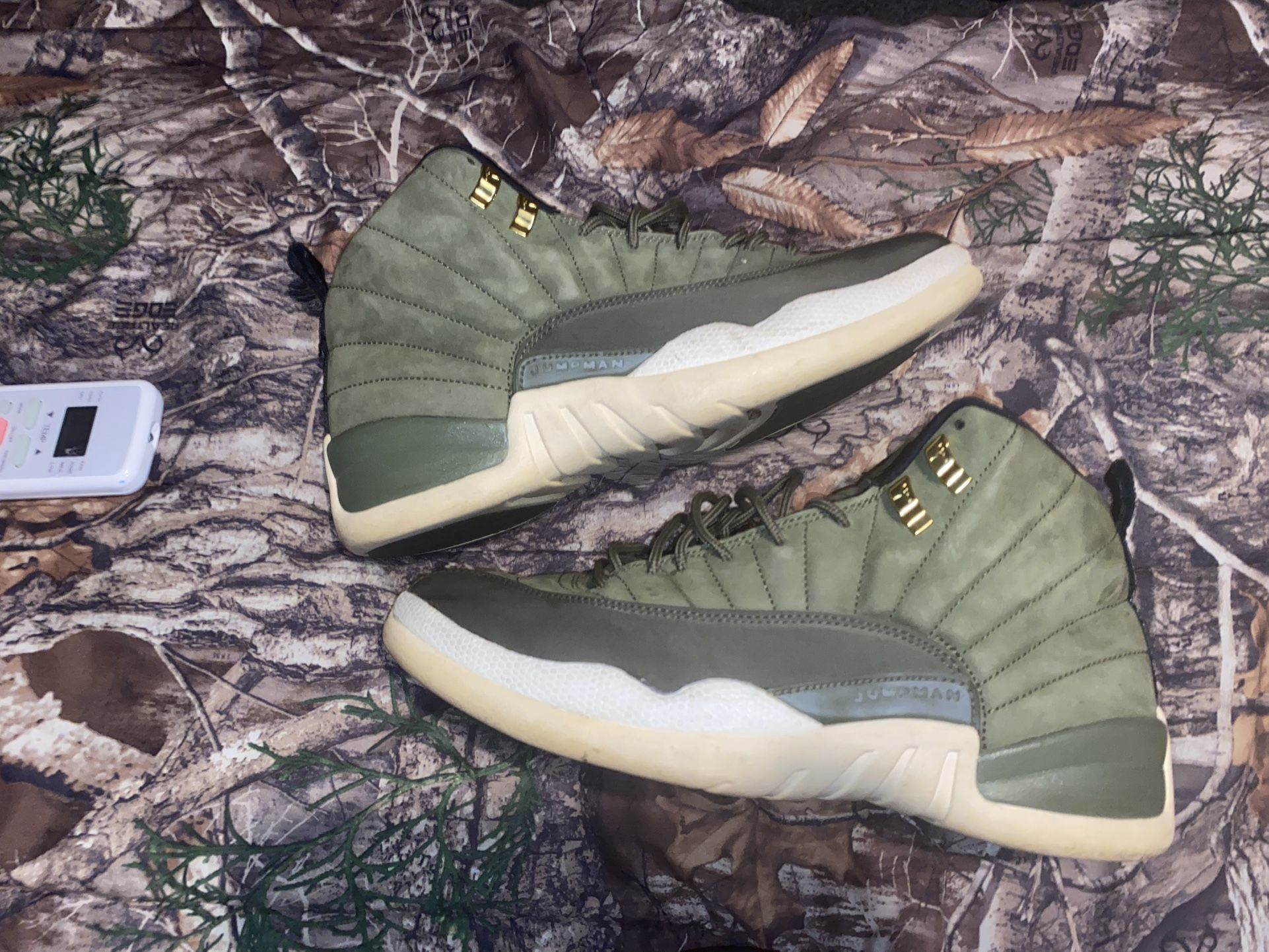 Jordan olive green 12