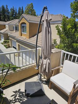 8ft Cantilever Patio Umbrella