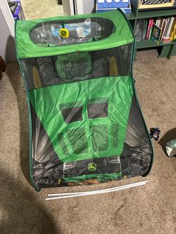 John Deer Pop Up Tent