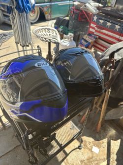 Motorcycle helmet