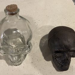 Skulls 6 inches made of glass and metal