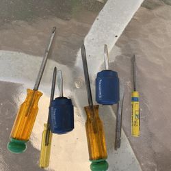 SCREWDRIVERS 