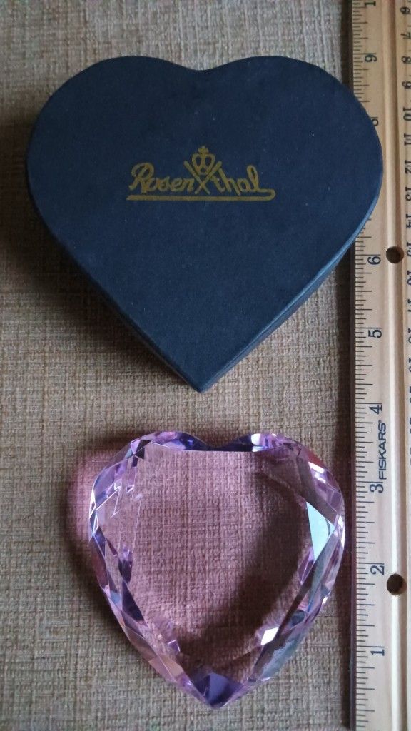 Rare Large Vintage Rosenthal Heart Solid Pink Crystal Signed Art Glass Paperweight with original box, excellent gift. see our other great vintage jew