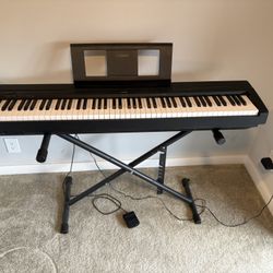 Piano Yamaha P 71