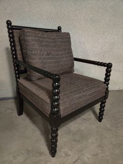 Ashley Accent Side Chair
