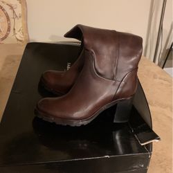 Leather Brown Boots
