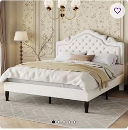 Antonious Upholstered Standard Bed King