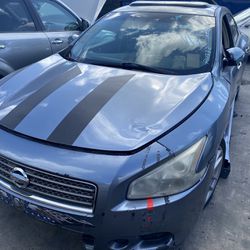 2011 Nissan Maxima FOR PARTS ONLY 