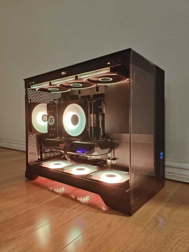 Stunning Gaming PC: Intel I5 14500 + RX 9060 XT 8B + 32gb DDR4