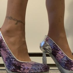 Unique Heels Size 7