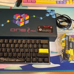 Ducky One 2 Mini 