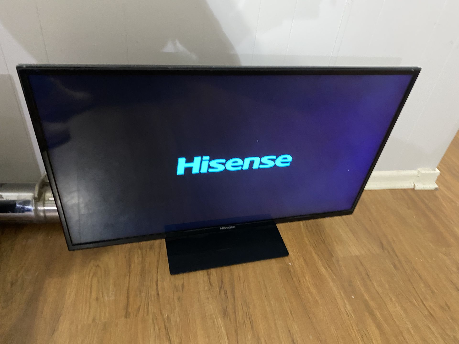 42" Hisense Smart Tv
