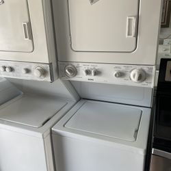 Kenmore White Stackable Washer And Dryer 24” Wide In Excellent Condition Plus 3 Months Warranty . Delivery Service Available 