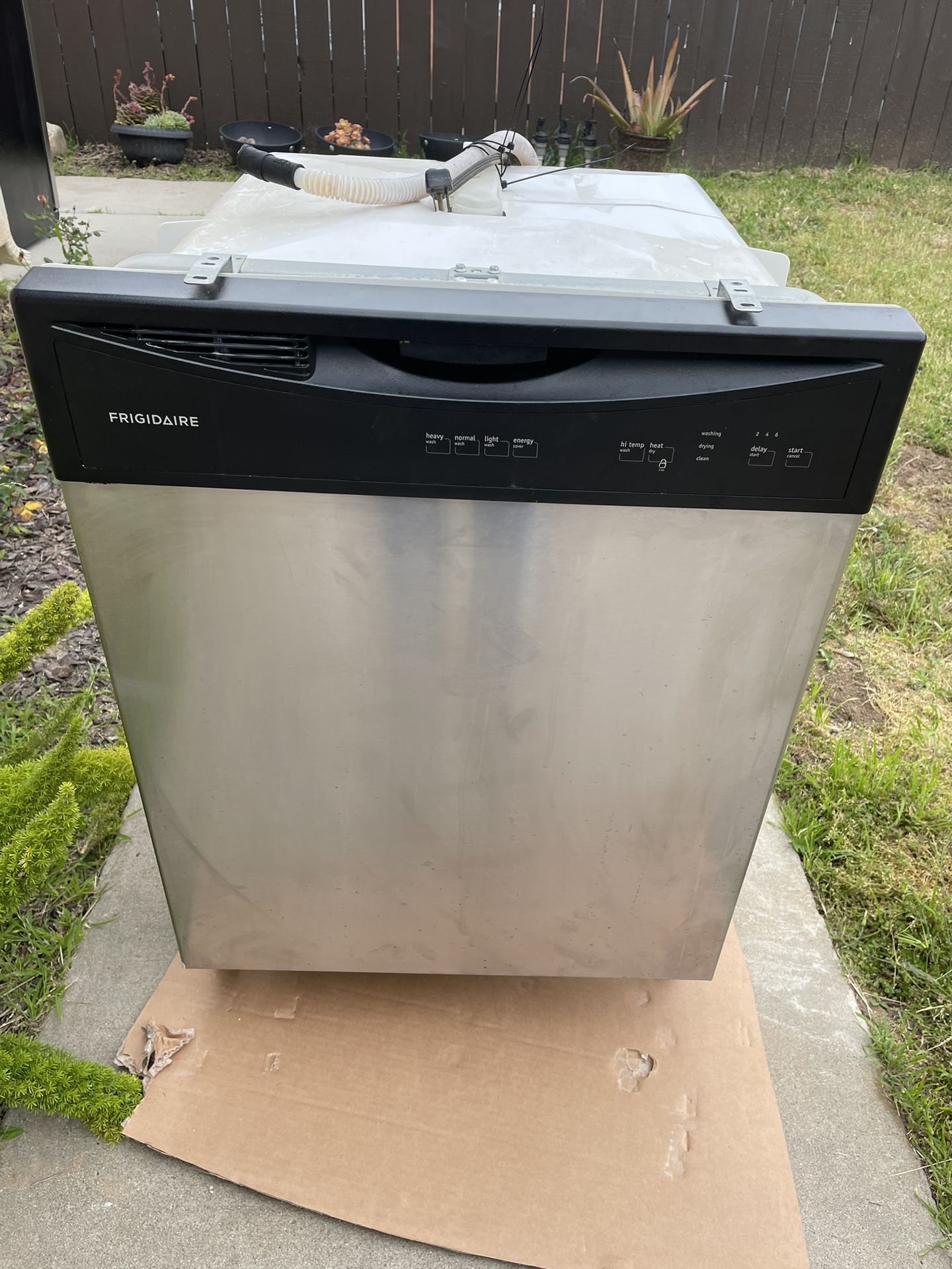 Frigidaire Dishwasher 