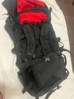 Title: Deyilong Outdoor Camping Hiking Backpack