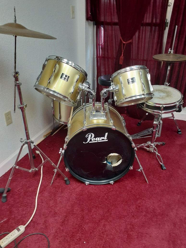 Drum set