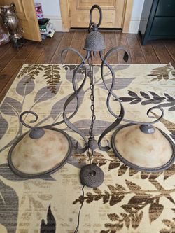 Light Fixture/chandelier