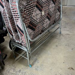 Rolling Folding Bed