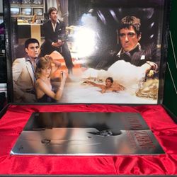 Scarface Movie Cigar Box Collectible (Complete)