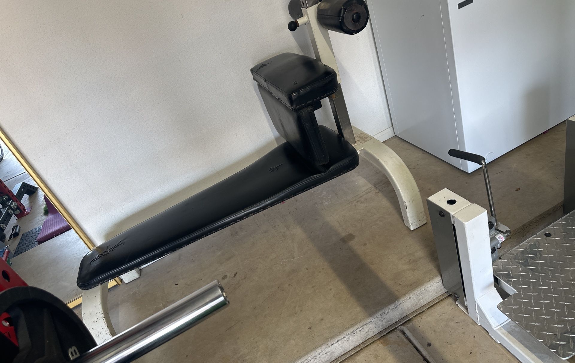 ABS WORKOUT BENCH