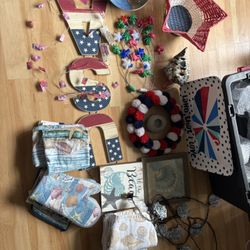 Summer decorations and table settings