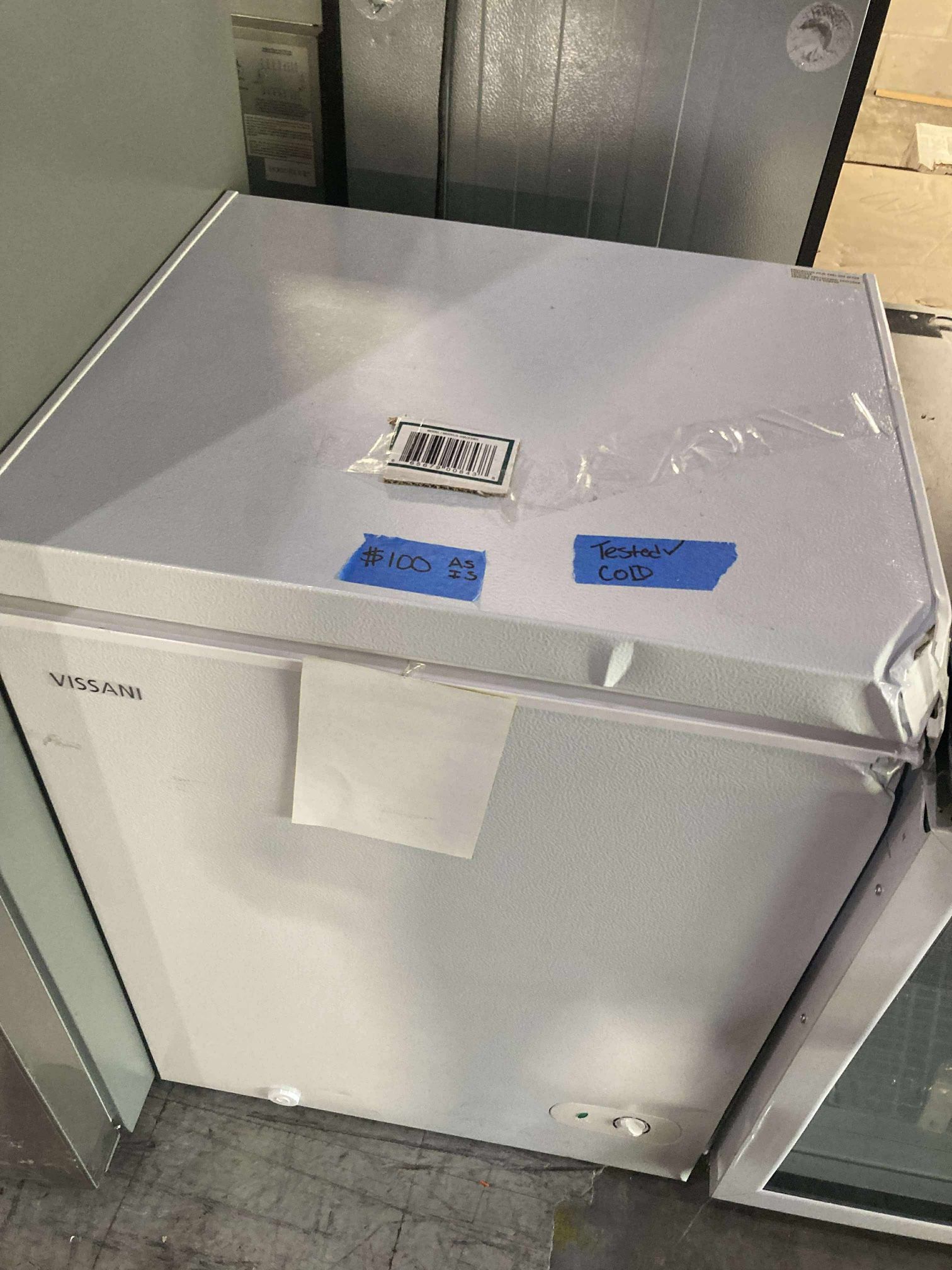 Vissani Chest Freezer - AS IS