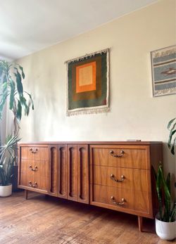 Gorgeous Mid-Century Modern Kent Coffey Broyhill Brasilia Dresser