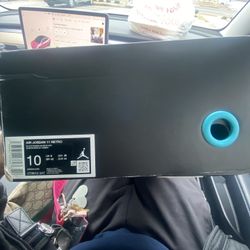 Jordan 11 Gamma Blues 