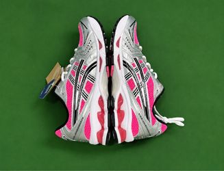 Pink k14 asics