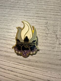 Loungefly Disney Movie Blind Box Pin Set - Ursula Pin - Pin 23611