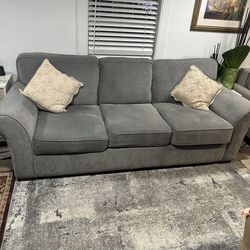 I'm selling a gray sofa in very good condition, clean, no hair, no scratches