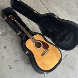 Super clean Yamaha SCF04 & Road Runner guitar case