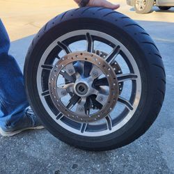 Harley Davidson Wheel and Tire