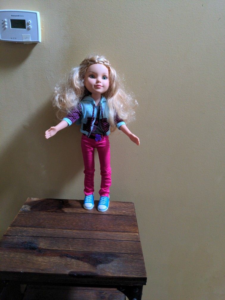 Doll Original OutFit! MGA 18"