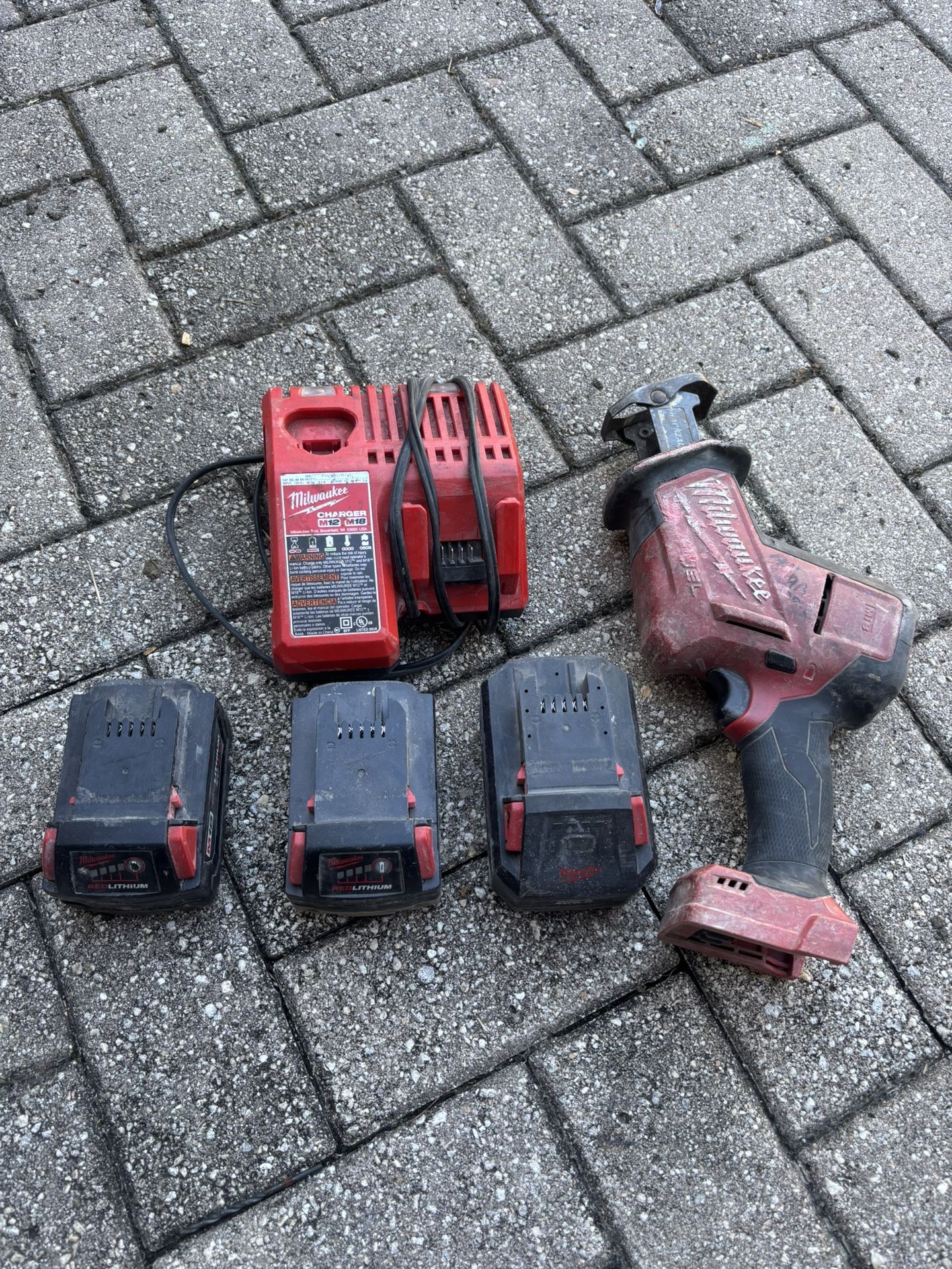 Sawzall Milwaukee Ms18 Red Fuel