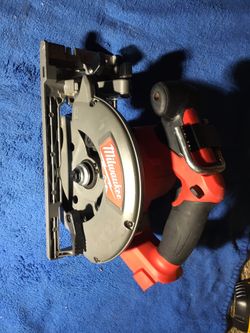 Milwaukee 7 1/4” FUEL like new Circular Saw with new blade! Only 95 tomorrow (Sat) Only 💥💥👍🏽👍🏽