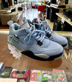 Jordan 4 Retro