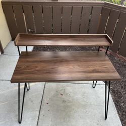 Wood Desk With Riser